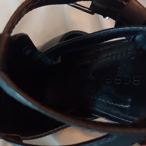 BCBG open toe boots - Picture 8 of 10